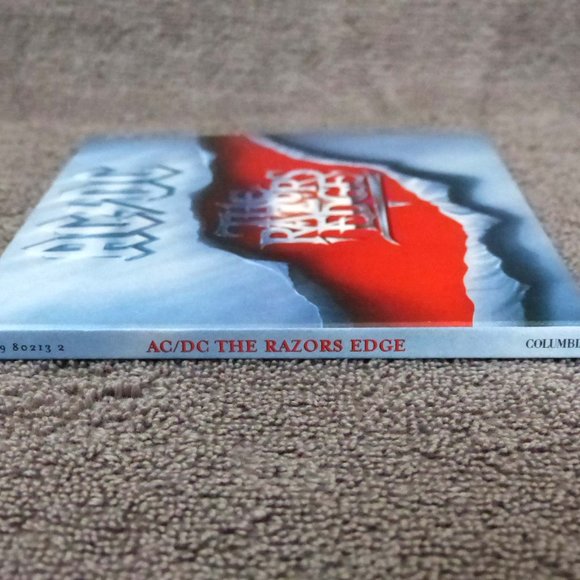 AC/DC The Razors Edge CD 2003 Remaster Digipak Booklet EPIC Records Rock EUC - Picture 13 of 14